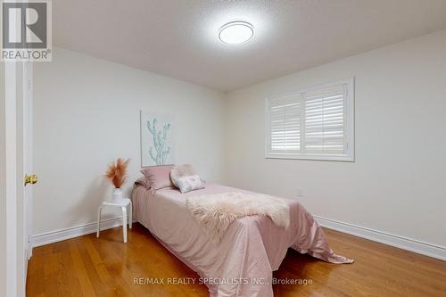 6028 Silken Laumann Way E, Mississauga, ON - Indoor Photo Showing Bedroom