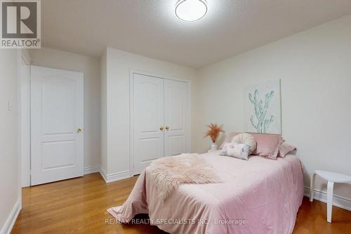 6028 Silken Laumann Way E, Mississauga, ON - Indoor Photo Showing Bedroom