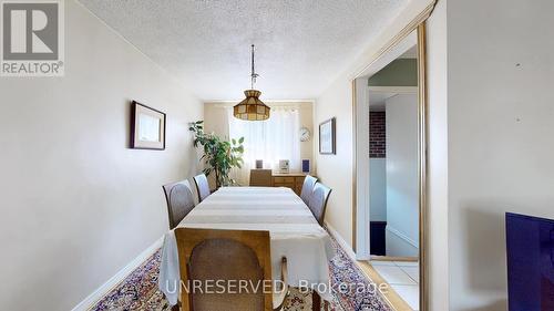 7028 Justine Drive, Mississauga, ON - Indoor Photo Showing Dining Room