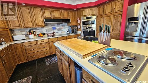 Acreage 2.5 Km South Of Cabri, Riverside Rm No. 168, SK - Indoor Photo Showing Kitchen