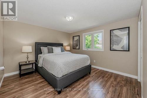 61 Marsh Crescent, Guelph (Pine Ridge), ON - Indoor Photo Showing Bedroom