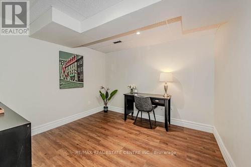 61 Marsh Crescent, Guelph (Pine Ridge), ON - Indoor