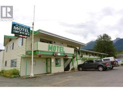 4444 10TH AVENUE  New Hazelton, BC V0J 2J0