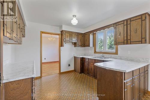 14 Graystone Gardens, Toronto (Islington-City Centre West), ON - Indoor Photo Showing Kitchen