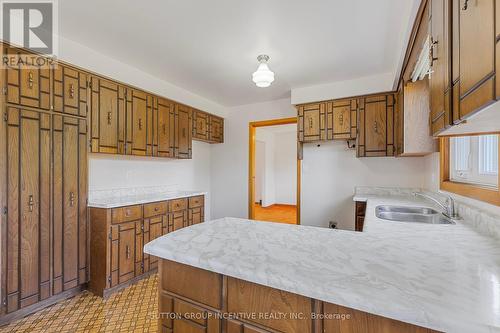 14 Graystone Gardens, Toronto (Islington-City Centre West), ON - Indoor Photo Showing Kitchen With Double Sink