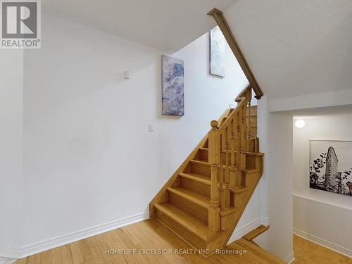 15 Frobisher Street, Richmond Hill, ON - Indoor Photo Showing Other Room