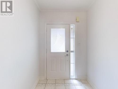 15 Frobisher Street, Richmond Hill (Langstaff), ON - Indoor Photo Showing Other Room