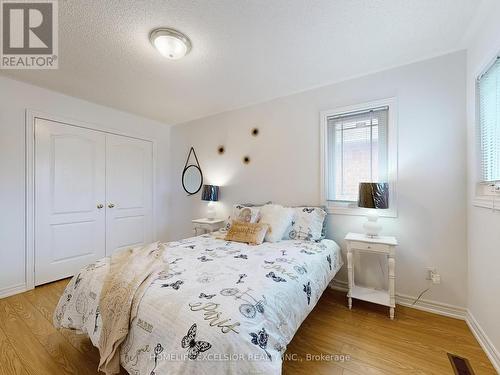 15 Frobisher Street, Richmond Hill (Langstaff), ON - Indoor Photo Showing Bedroom