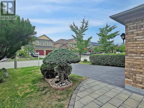 15 Frobisher Street, Richmond Hill (Langstaff), ON - Outdoor