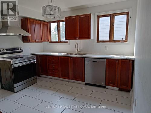 2647 Ayers Avenue, Ottawa, ON - Indoor Photo Showing Kitchen With Double Sink