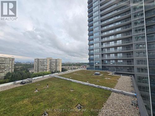 902B - 50 Upper Mall Way, Vaughan, ON - Outdoor With Facade