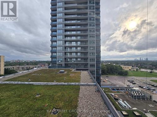 902B - 50 Upper Mall Way, Vaughan, ON - Outdoor