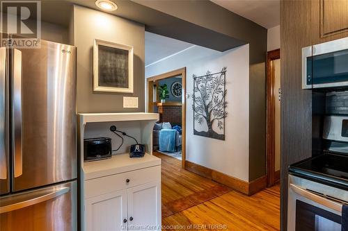 1550 Church Street, Windsor, ON - Indoor Photo Showing Kitchen