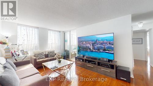 712 - 330 Mccowan Road, Toronto (Eglinton East), ON - Indoor Photo Showing Living Room