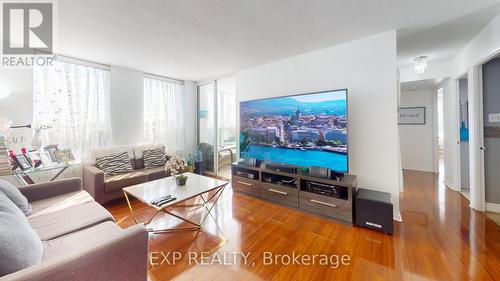 712 - 330 Mccowan Road, Toronto (Eglinton East), ON - Indoor Photo Showing Living Room