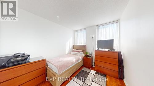 712 - 330 Mccowan Road, Toronto (Eglinton East), ON - Indoor Photo Showing Bedroom