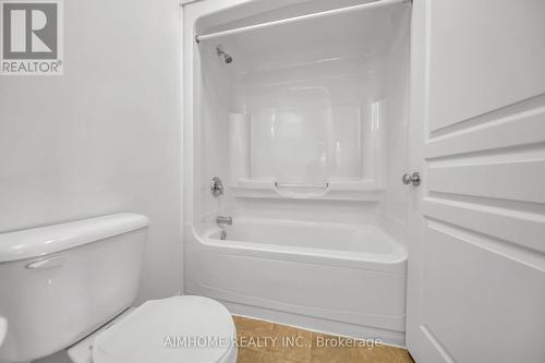 20 Wilkie Crescent, Guelph (Pine Ridge), ON - Indoor Photo Showing Bathroom