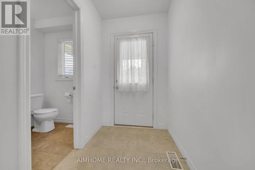 20 Wilkie Crescent, Guelph (Pine Ridge), ON - Indoor