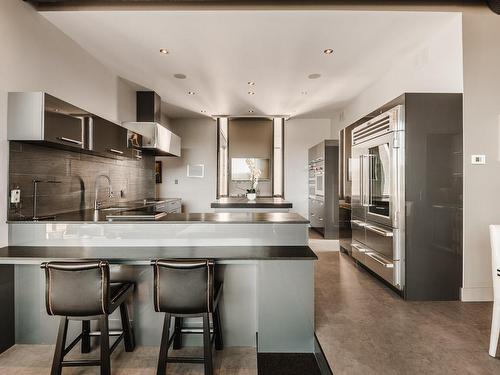 Kitchen - Ph-3-1455 Rue Sherbrooke O., Montréal (Ville-Marie), QC - Indoor Photo Showing Kitchen With Upgraded Kitchen