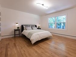 Master bedroom - 