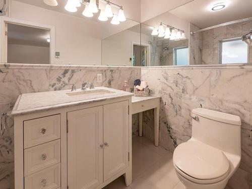 Ensuite bathroom - 935 Rue Boissy, Saint-Lambert, QC - Indoor Photo Showing Bathroom