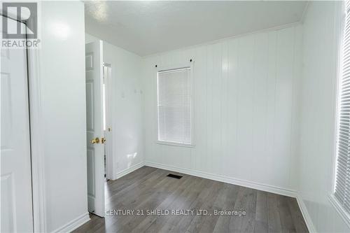 215 Louisa Street, Cornwall (717 - Cornwall), ON - Indoor Photo Showing Other Room