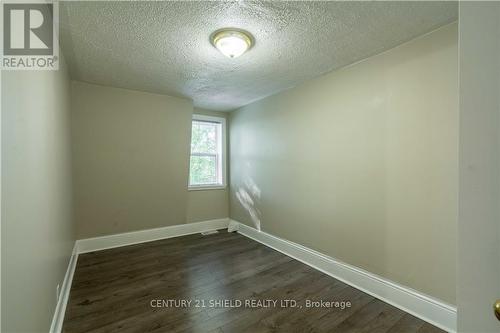 215 Louisa Street, Cornwall (717 - Cornwall), ON - Indoor Photo Showing Other Room