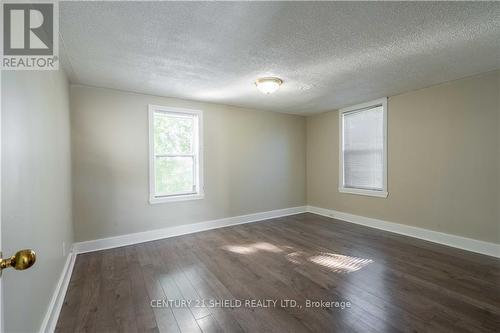 215 Louisa Street, Cornwall (717 - Cornwall), ON - Indoor Photo Showing Other Room