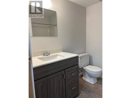 200 Bettcher Street, Quesnel, BC - Indoor Photo Showing Bathroom