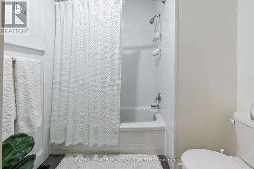 394 4Th Street W, Collingwood, ON - Indoor Photo Showing Bathroom