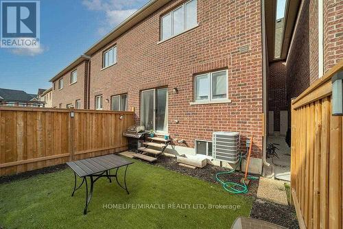 9 Yately Street, Brampton (Northwest Brampton), ON 