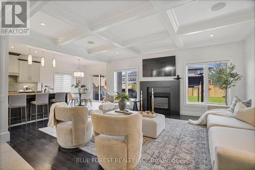 965 Gleneagle Trail, London, ON - Indoor Photo Showing Living Room With Fireplace