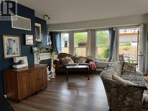 85 Chilko Street, Kitimat, BC - Indoor Photo Showing Living Room