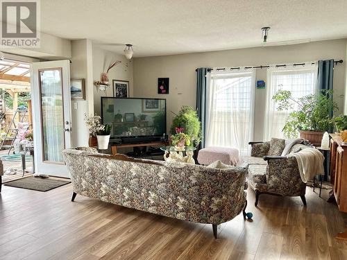 85 Chilko Street, Kitimat, BC - Indoor Photo Showing Living Room