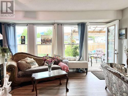 85 Chilko Street, Kitimat, BC - Indoor Photo Showing Living Room