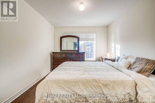 633 Mockridge Terrace, Milton (Harrison), ON - Indoor Photo Showing Bedroom