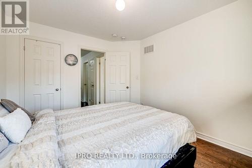 633 Mockridge Terrace, Milton, ON - Indoor Photo Showing Bedroom