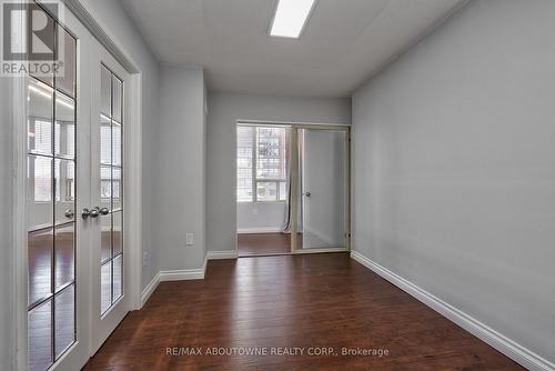 603 - 1270 Maple Crossing Boulevard, Burlington, ON - Indoor Photo Showing Other Room