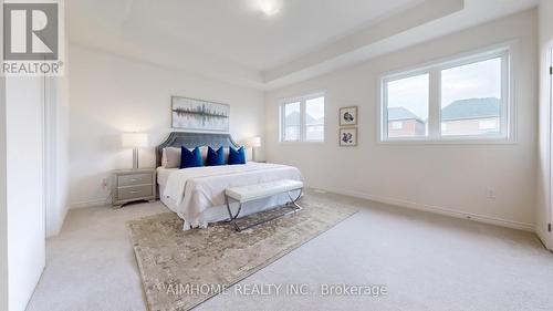 7 Goodwin Court, East Gwillimbury, ON - Indoor Photo Showing Bedroom