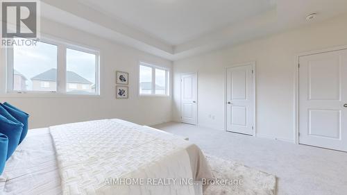 7 Goodwin Court, East Gwillimbury, ON - Indoor Photo Showing Bedroom