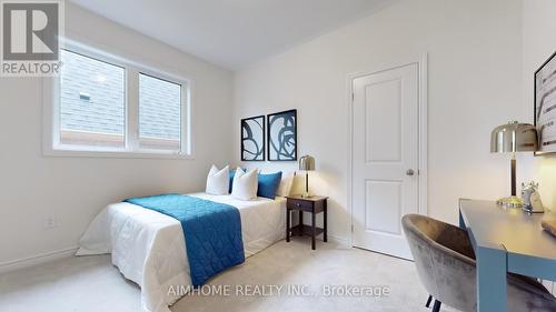 7 Goodwin Court, East Gwillimbury, ON - Indoor Photo Showing Bedroom