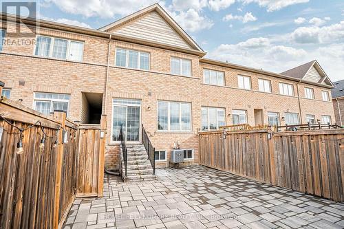 26 Coastline Drive, Brampton (Bram West), ON - Outdoor