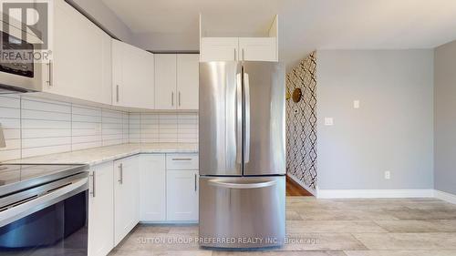 107 Walmer Gardens, London, ON - Indoor Photo Showing Kitchen