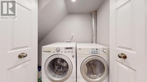 107 Walmer Gardens, London, ON - Indoor Photo Showing Laundry Room