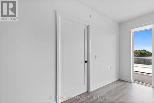 601 - 2369 Danforth Avenue, Toronto (East End-Danforth), ON - Indoor Photo Showing Other Room