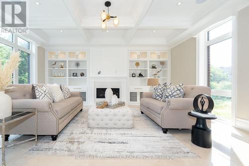 104 Dexter Road, Richmond Hill, ON - Indoor Photo Showing Living Room With Fireplace