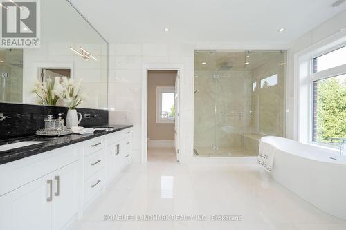 104 Dexter Road, Richmond Hill, ON - Indoor Photo Showing Bathroom