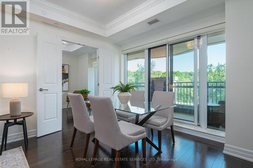 204 - 30 Old Mill Road, Toronto (Kingsway South), ON - Indoor Photo Showing Dining Room