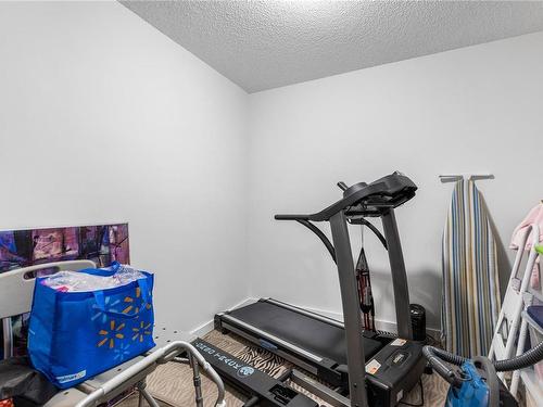 408-3270 Ross Rd, Nanaimo, BC - Indoor Photo Showing Gym Room