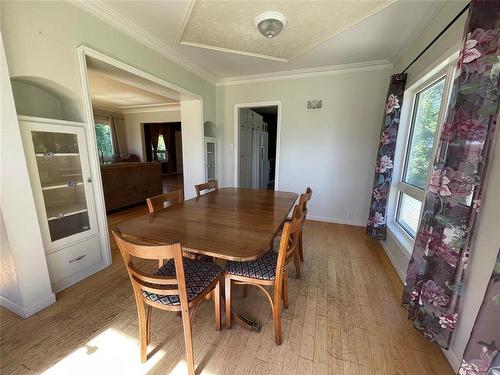 121155 Pth 5 Highway, Mccreary, MB - Indoor Photo Showing Dining Room